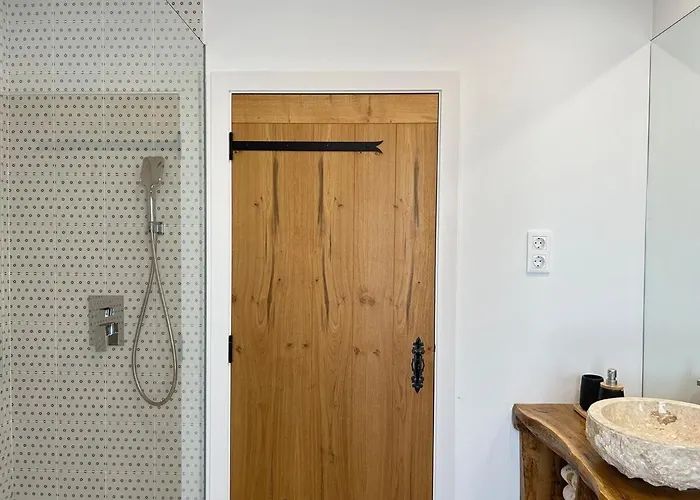 Pacos De Douro - 7 Et 8 Tranquillite & Elegance Romariz