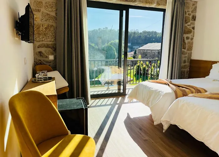 Pacos De Douro - 7 Et 8 Tranquillite & Elegance