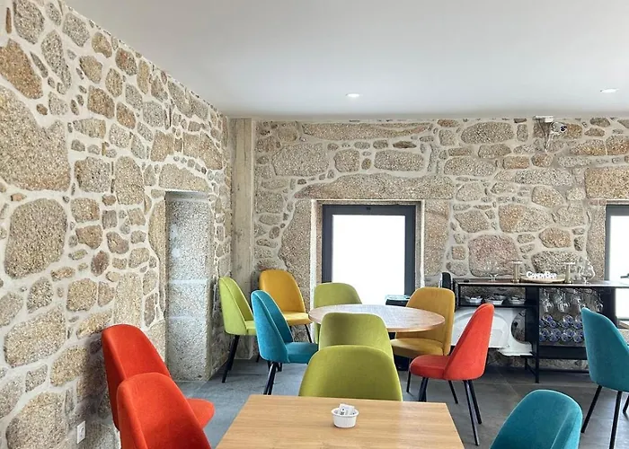 Pacos De Douro - 7 Et 8 Tranquillite & Elegance Homestay szállás *